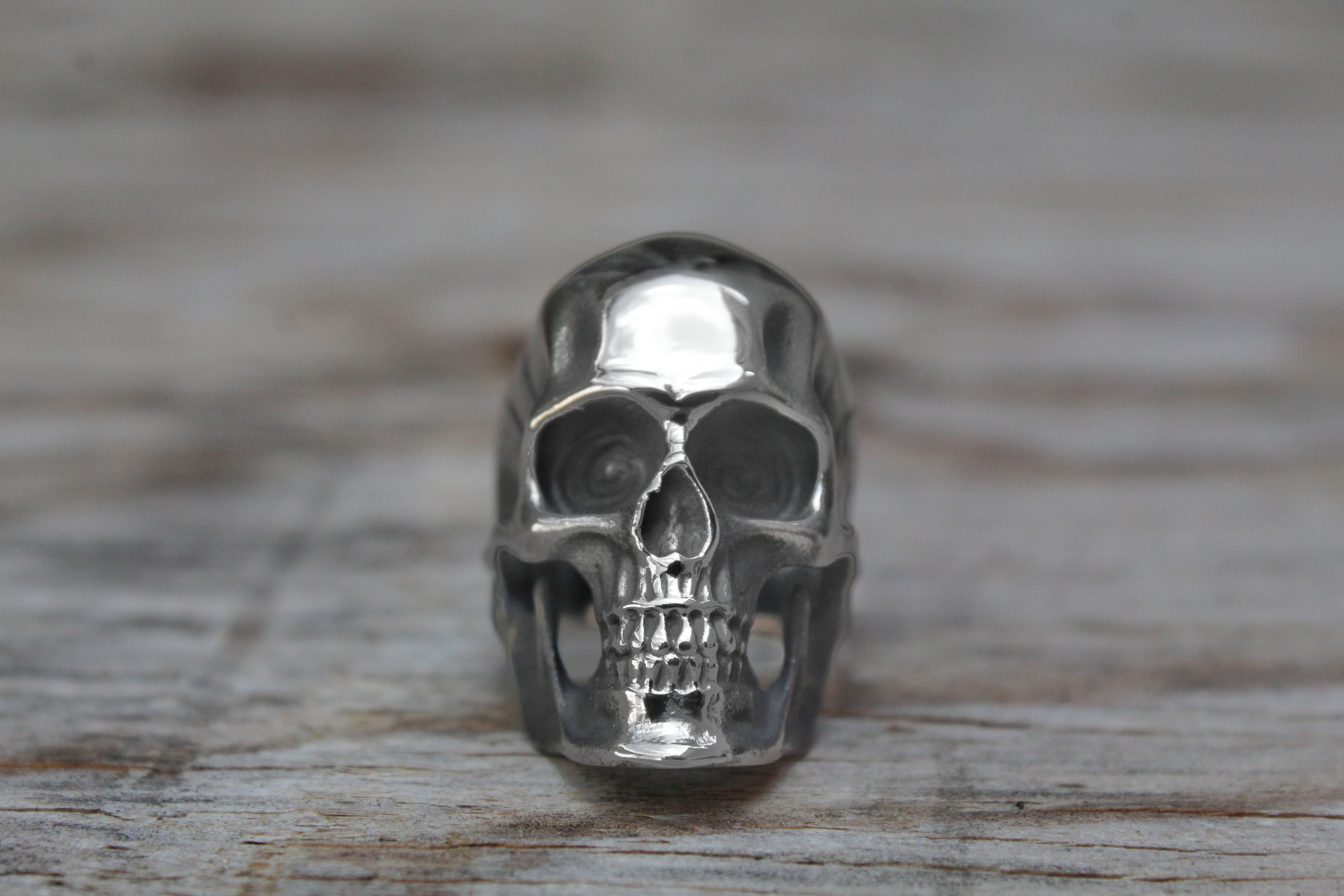 SKULL